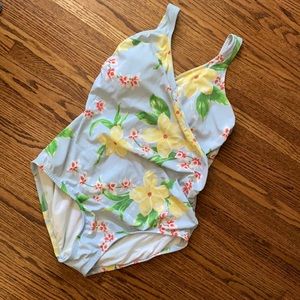 Tommy Hilfiger pastel floral one piece swimsuit 2X / 18W